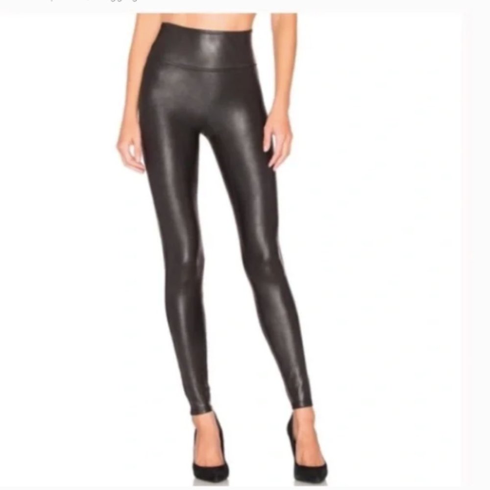 Spanx Black Faux Leather Metallic Leggings by Sarah Blakely Sz. M‎ NWOT